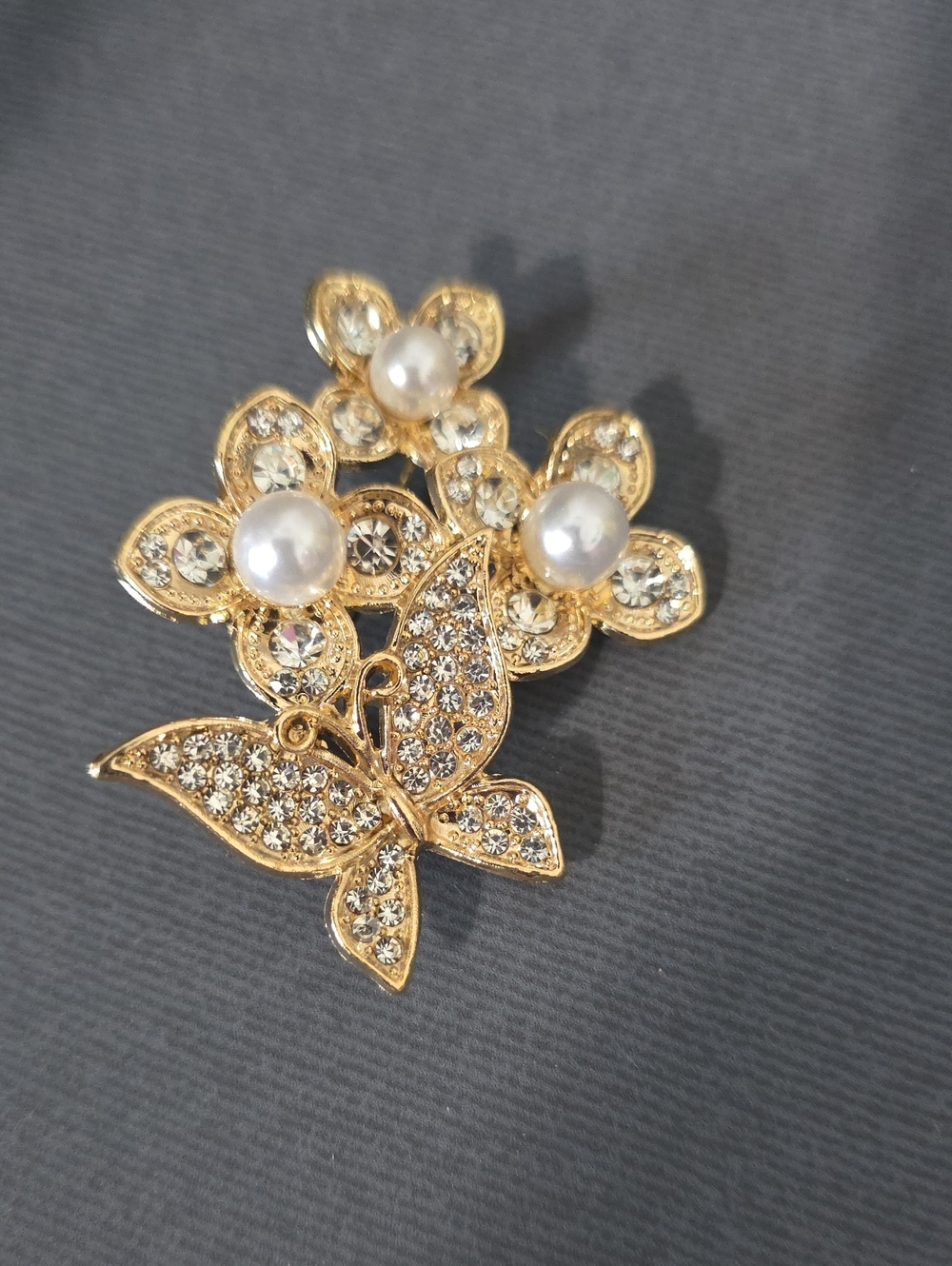 S. B. NWT  Gold Floral Pearl & Crystal Butterfly Brooch - Women Jewelry